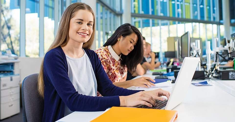 International Scholarships 2021-22