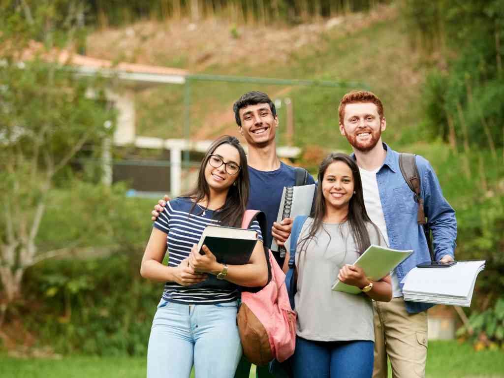 Middle Class Scholarship (MCS) inner 2